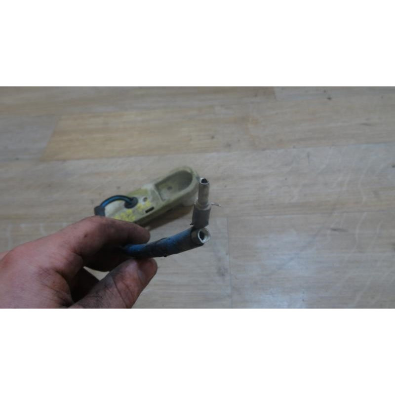 Platine avant secondaire gauche (feux)(clignotant) RENAULT R6 d’occasion