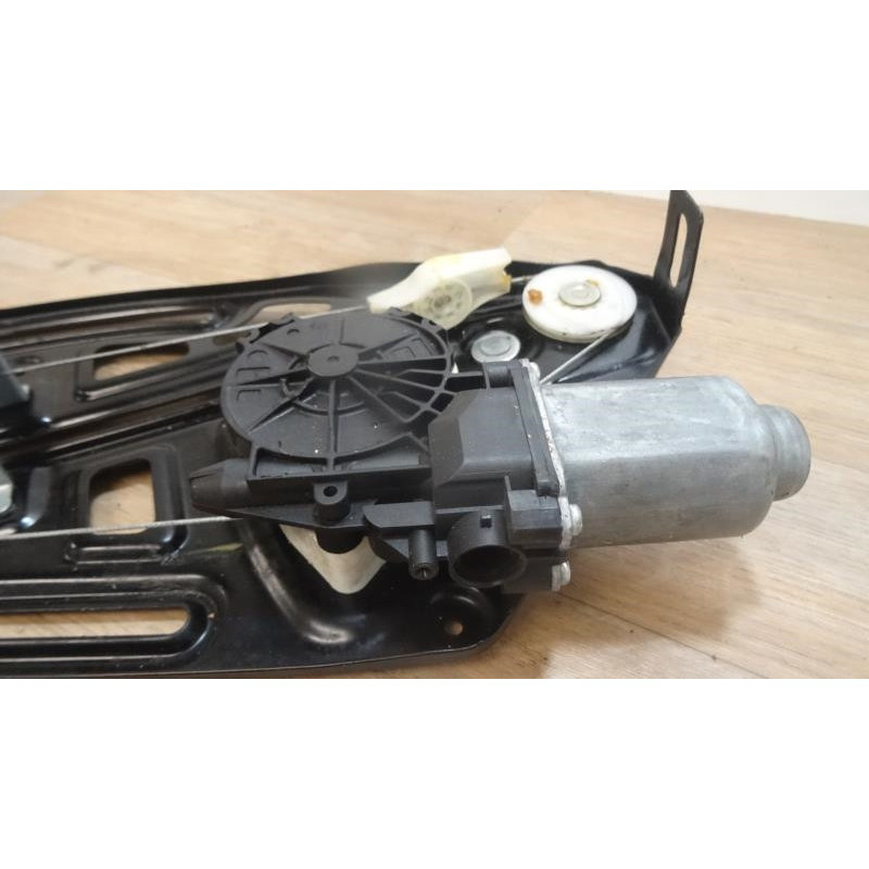 Leve vitre electrique arriere droit PEUGEOT 207 CC PHASE 1 d’occasion