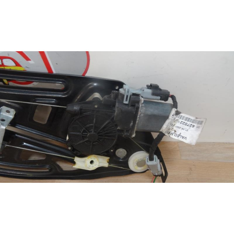 Leve vitre electrique arriere gauche PEUGEOT 207 CC PHASE 1 d’occasion