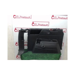 Garniture laterale arriere gauche FIAT ULYSSE II PHASE 1 d’occasion