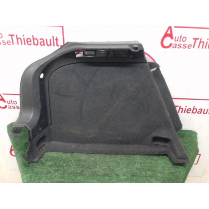 Garniture laterale arriere gauche AUDI A3 (8P) PHASE 1 d’occasion