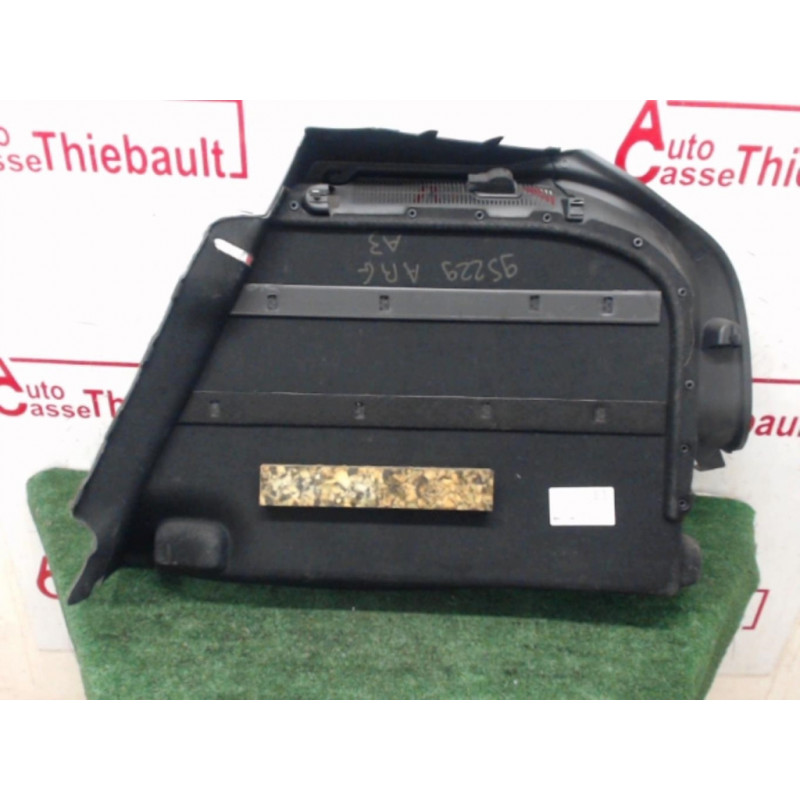Garniture laterale arriere gauche AUDI A3 (8P) PHASE 1 d’occasion
