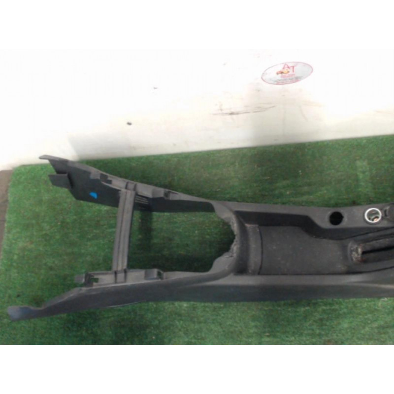 Console central (interieur plastique) CITROEN C3 II PHASE 1 d’occasion