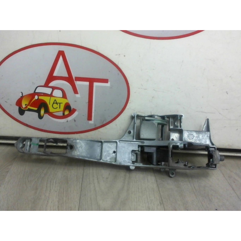Support poignee porte avant gauche PEUGEOT 207 CC PHASE 1 d’occasion