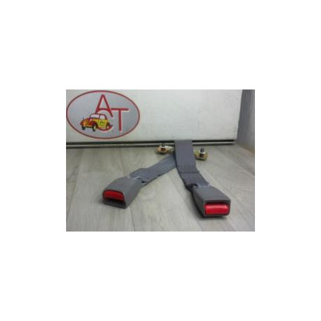 Attache ceinture arriere droit MAZDA  d’occasion