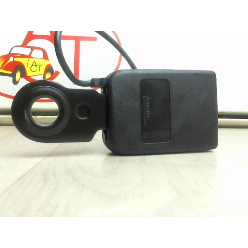 Attache ceinture arriere gauche PEUGEOT 207 CC PHASE 1 d’occasion