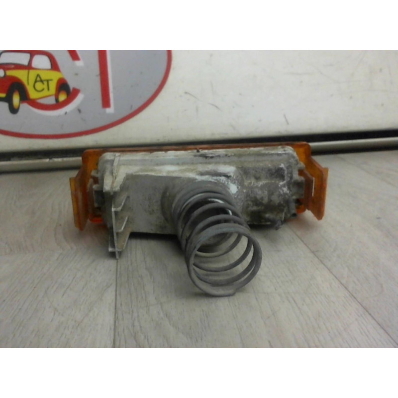 Optique avant principal gauche (feux)(phare) RENAULT R11 d’occasion