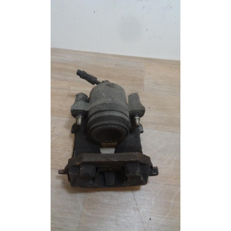 Etrier avant gauche (freinage) VOLKSWAGEN GOLF IV d’occasion