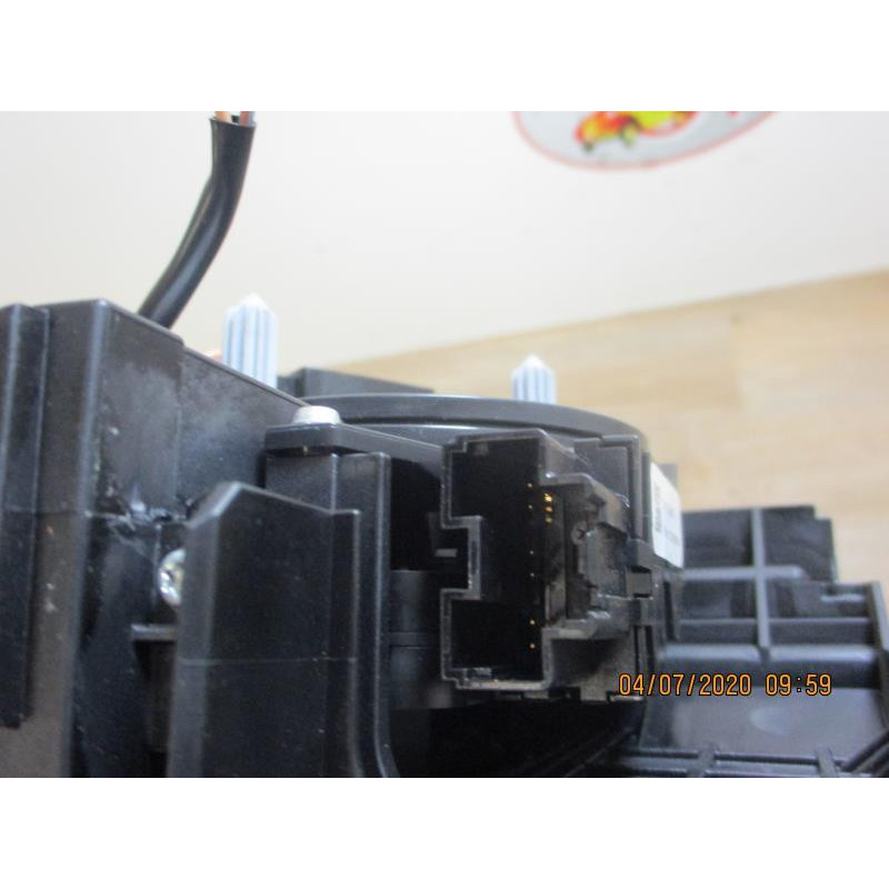Com (Bloc Contacteur Tournant+Commodo Essuie Glace+Commodo Phare) FORD FOCUS III d’occasion