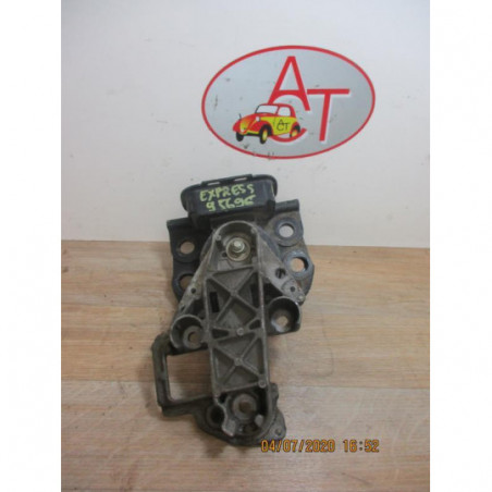 Support moteur droit RENAULT EXPRESS PICK UP d’occasion