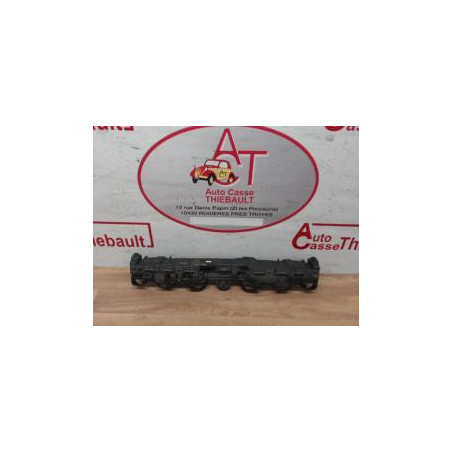 Support de pare chocs arriere RENAULT  d’occasion