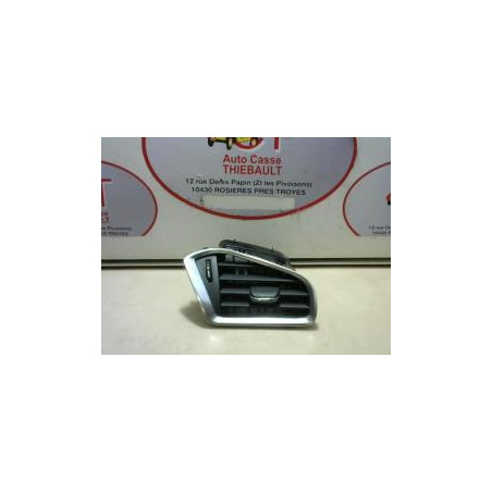 Aerateur tableau de bord avant droit CITROEN C4 II d’occasion