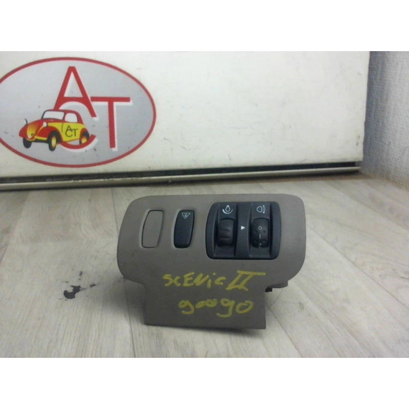 Commande de reglage hauteur de phare RENAULT  d’occasion