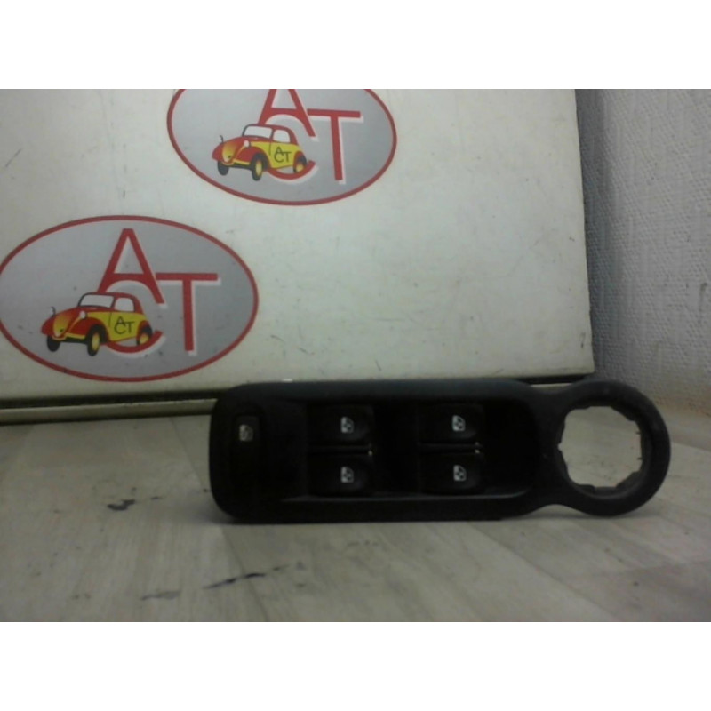 Interrupteur de leve vitre (Bloc complet) RENAULT MODUS PHASE 2 d’occasion