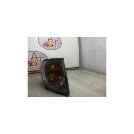 Optique avant secondaire droit (feux)(clignotant) HYUNDAI H1 FOURGON d’occasion