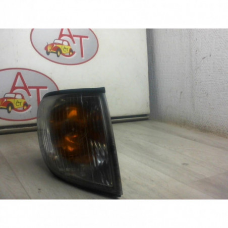 Optique avant secondaire droit (feux)(clignotant) HYUNDAI H1 FOURGON d’occasion
