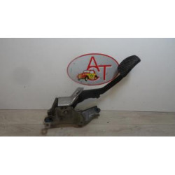 Pedalier d'embrayage NISSAN MICRA IV PHASE 1 d’occasion