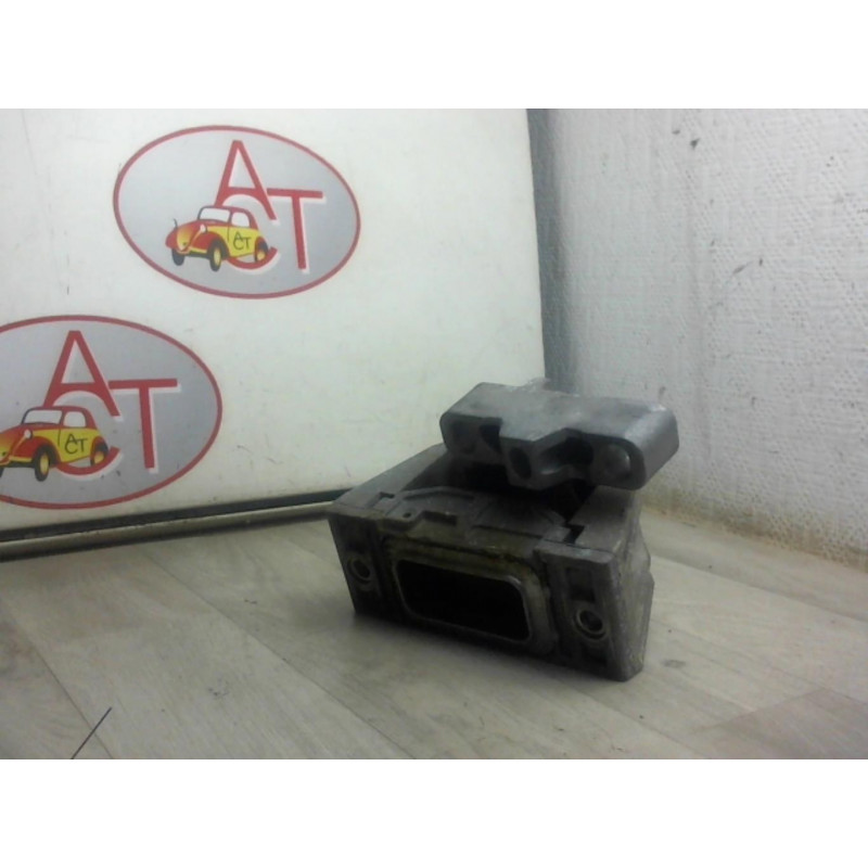 Support moteur droit VOLKSWAGEN BORA d’occasion