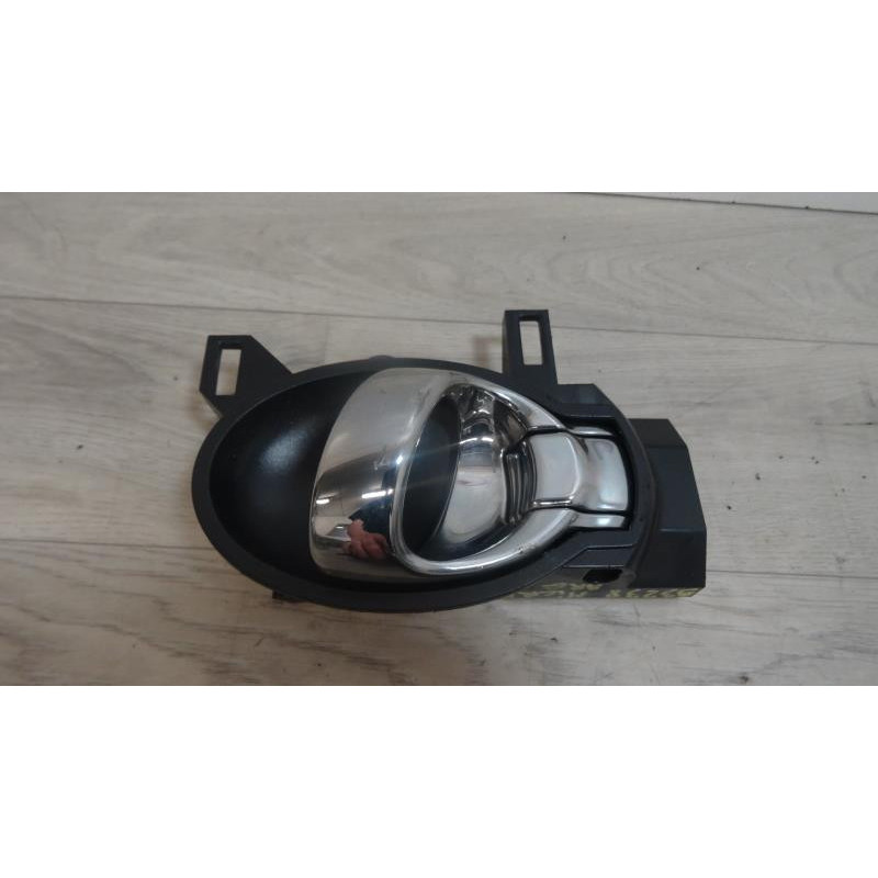 Poignee interieur arriere gauche NISSAN MICRA IV PHASE 1 d’occasion
