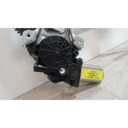 Leve vitre electrique avant gauche NISSAN MICRA IV PHASE 1 d’occasion