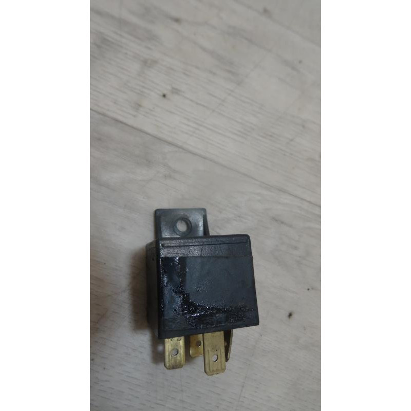 Relais electrique MINI MINI 1000 d’occasion