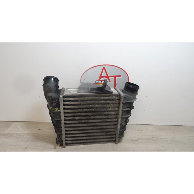 Echangeur air (Intercooler) SKODA FABIA I PHASE 2 d’occasion