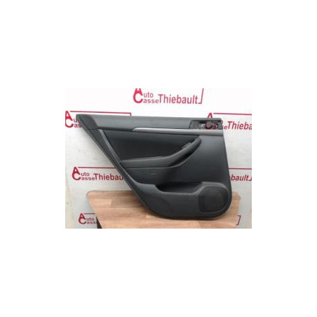 Panneau de porte arriere gauche TOYOTA AVENSIS II d’occasion