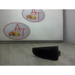 Interrupteur de leve vitre arriere droit TOYOTA AVENSIS II d’occasion