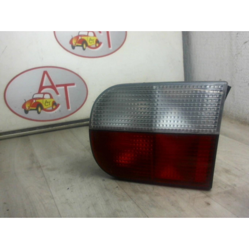 Feu arriere secondaire droit (feux) FIAT PUNTO I CABRIOLET d’occasion