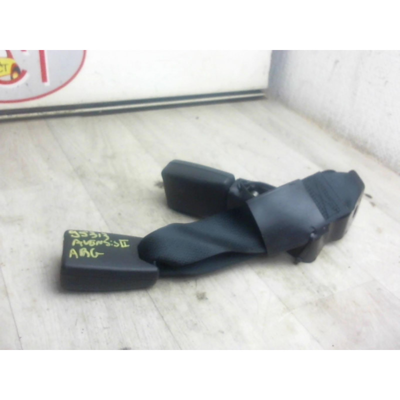 Attache ceinture arriere gauche TOYOTA AVENSIS II d’occasion