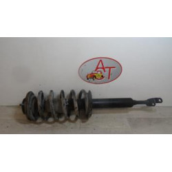 Amortisseur avant gauche VOLKSWAGEN PASSAT V (3B5) BREAK d’occasion