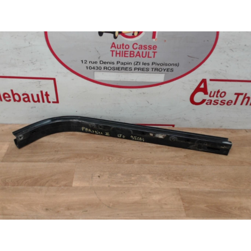 Rail de porte coulissante PEUGEOT  d’occasion