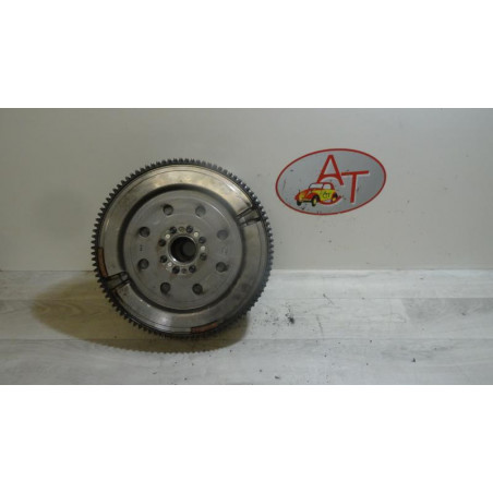 Volant moteur TOYOTA AVENSIS II d’occasion