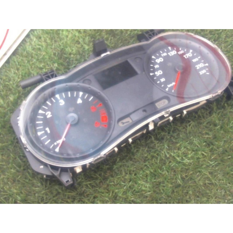 Compteur RENAULT CLIO III ESTATE PHASE 2 d’occasion