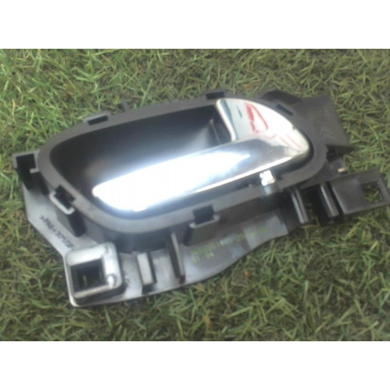 Poignee interieur arriere droit CITROEN C4PICASSO PICAS GD d’occasion
