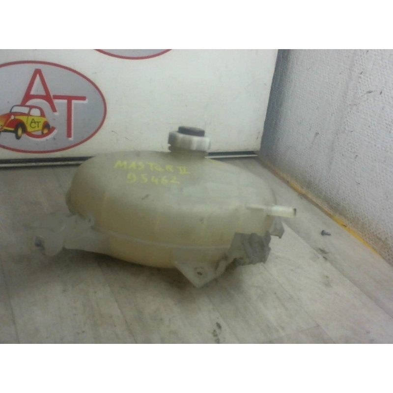 Vase de lave glace RENAULT MASTER II PHASE 3 CHASSIS CABINE d’occasion