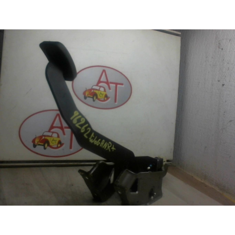 Pedalier de frein SUZUKI WAGON R+ PHASE 1 d’occasion