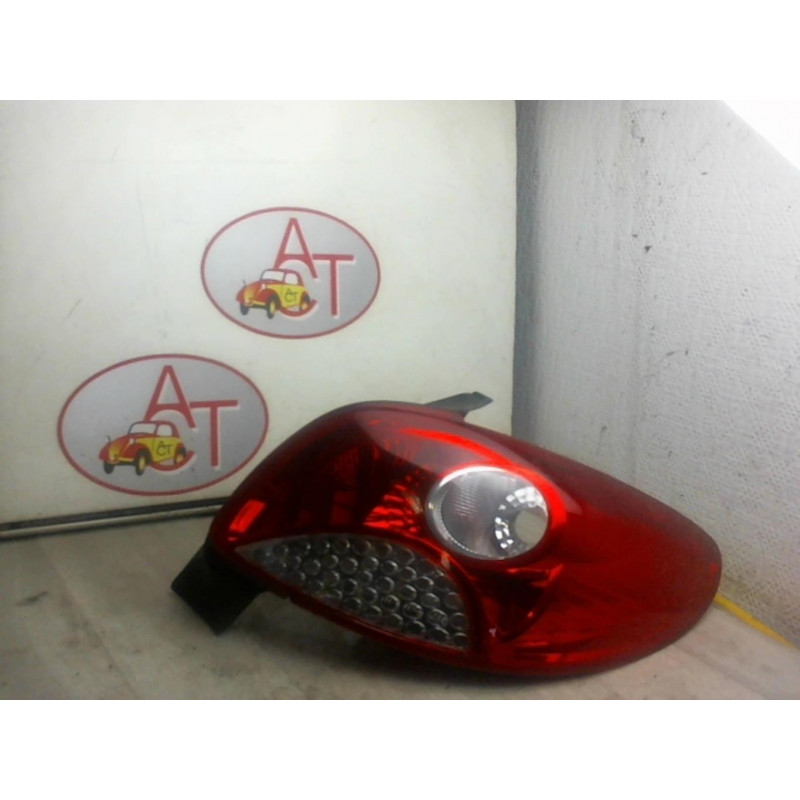 Feu arriere secondaire droit (feux) PEUGEOT 206 + d’occasion