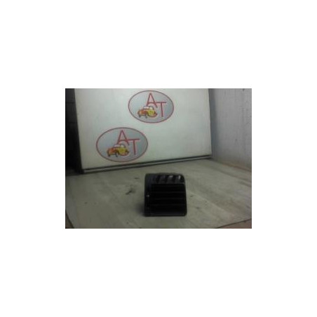 Aerateur tableau de bord avant droit LAND ROVER  d’occasion