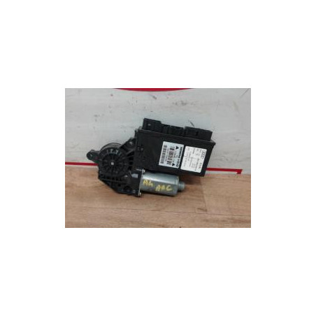 Mot. essuie glace arrière gauche AUDI A4 (B7) d’occasion