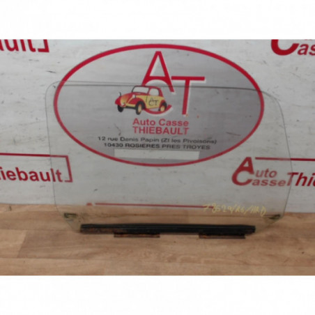 Vitre arriere droit RENAULT R6 d’occasion