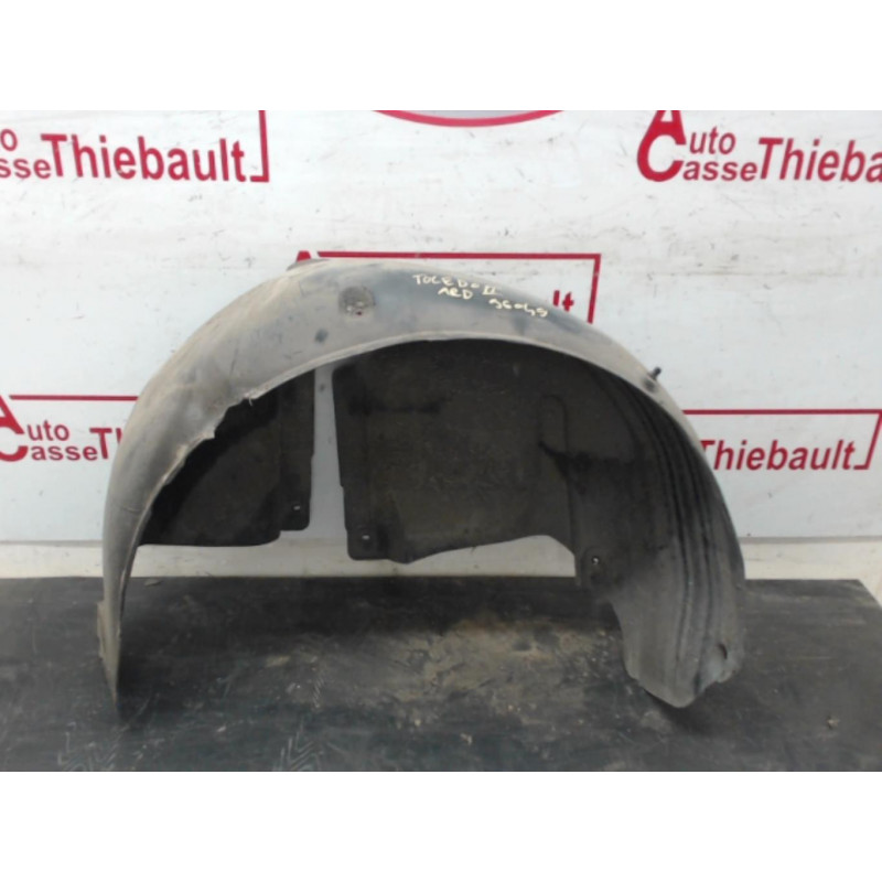 Pare boue arriere droit SEAT TOLEDO II d’occasion
