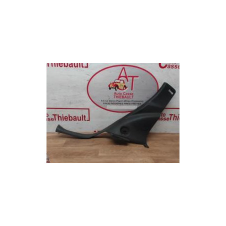 Garniture laterale arriere droite PEUGEOT 108 d’occasion