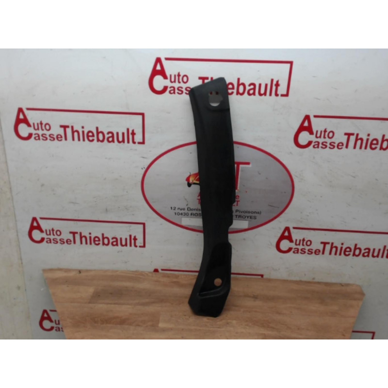 Garniture laterale arriere droite RENAULT TWINGO III d’occasion