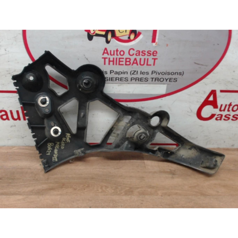Support de pare chocs arriere RENAULT MEGANE III COUPE PHASE 1 d’occasion