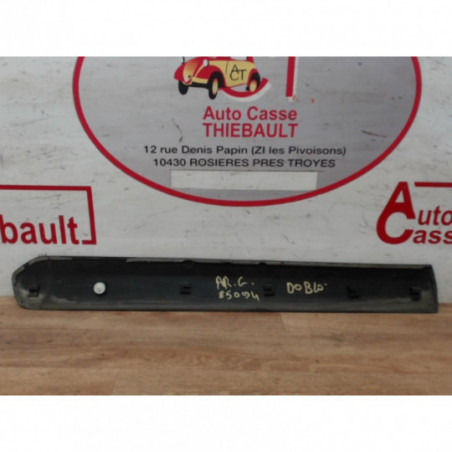 Baguette de porte arriere gauche  FIAT DOBLO II d’occasion