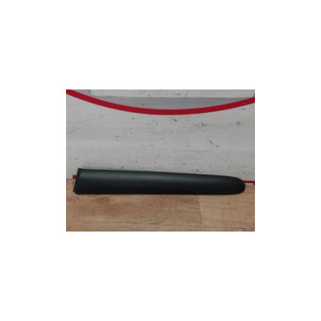 Baguette de porte arriere gauche  PEUGEOT 206 STE d’occasion