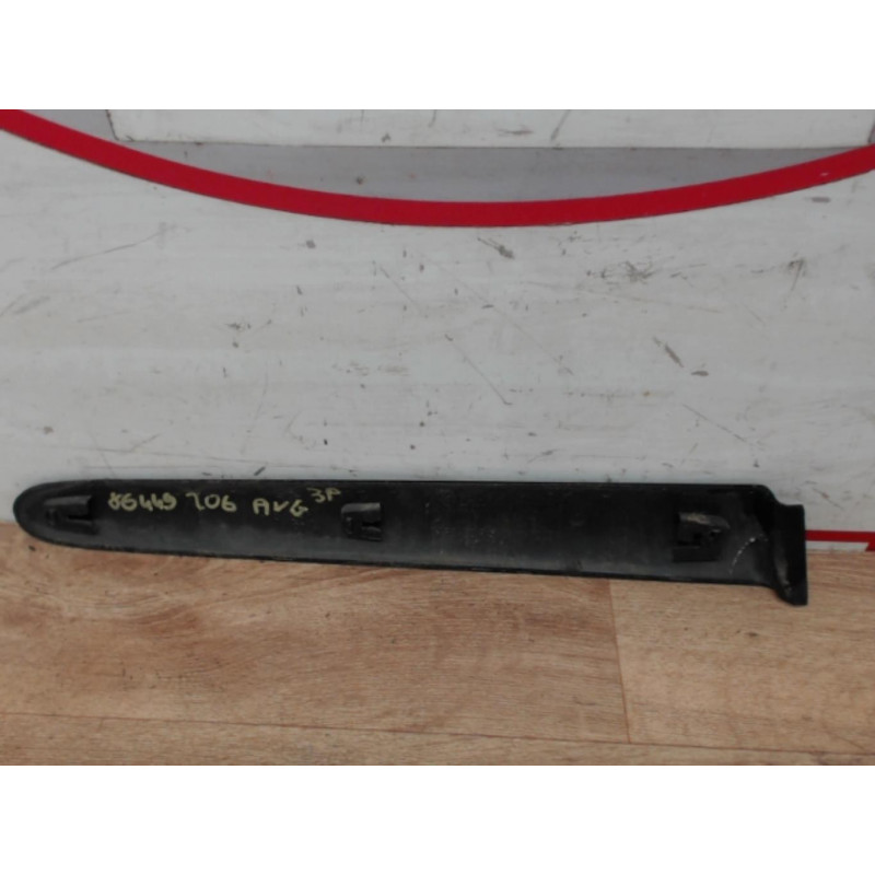 Baguette de porte arriere gauche  PEUGEOT 206 STE d’occasion