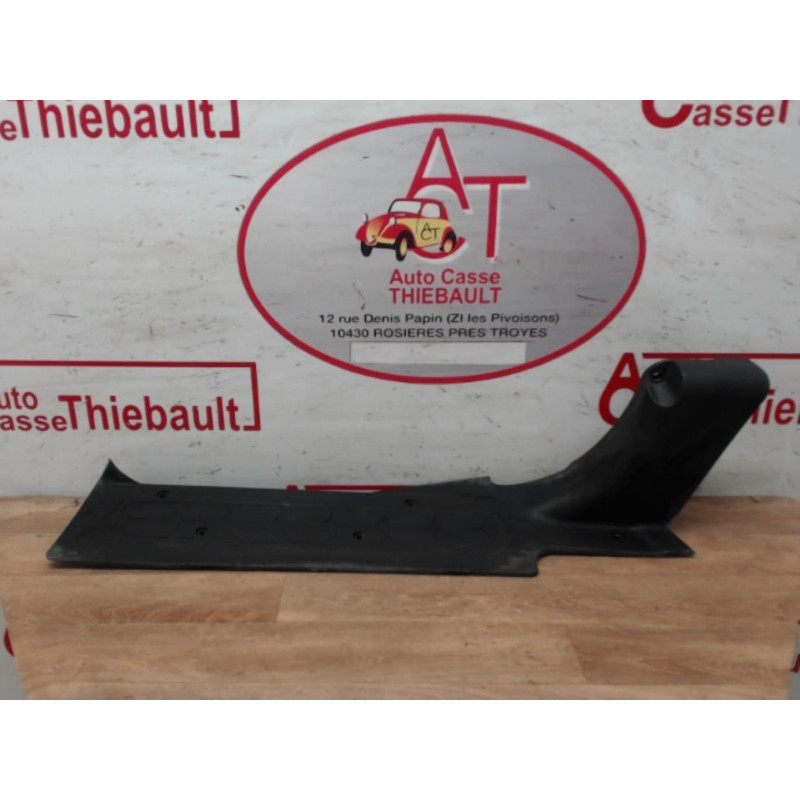 Garniture laterale arriere droite FIAT DOBLO II d’occasion