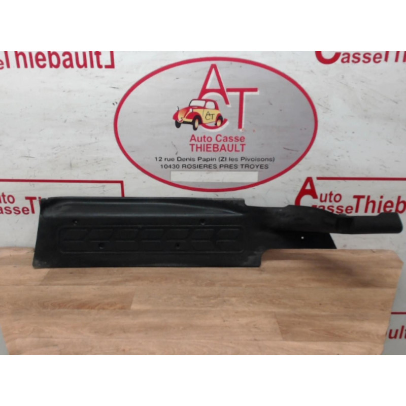 Garniture laterale arriere droite FIAT DOBLO II d’occasion